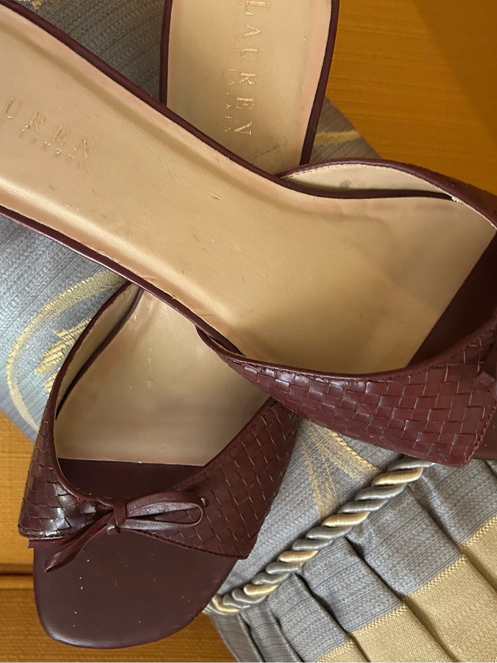Lauren Ralph Lauren Woven Leather Slide Mules in Burgundy sz12